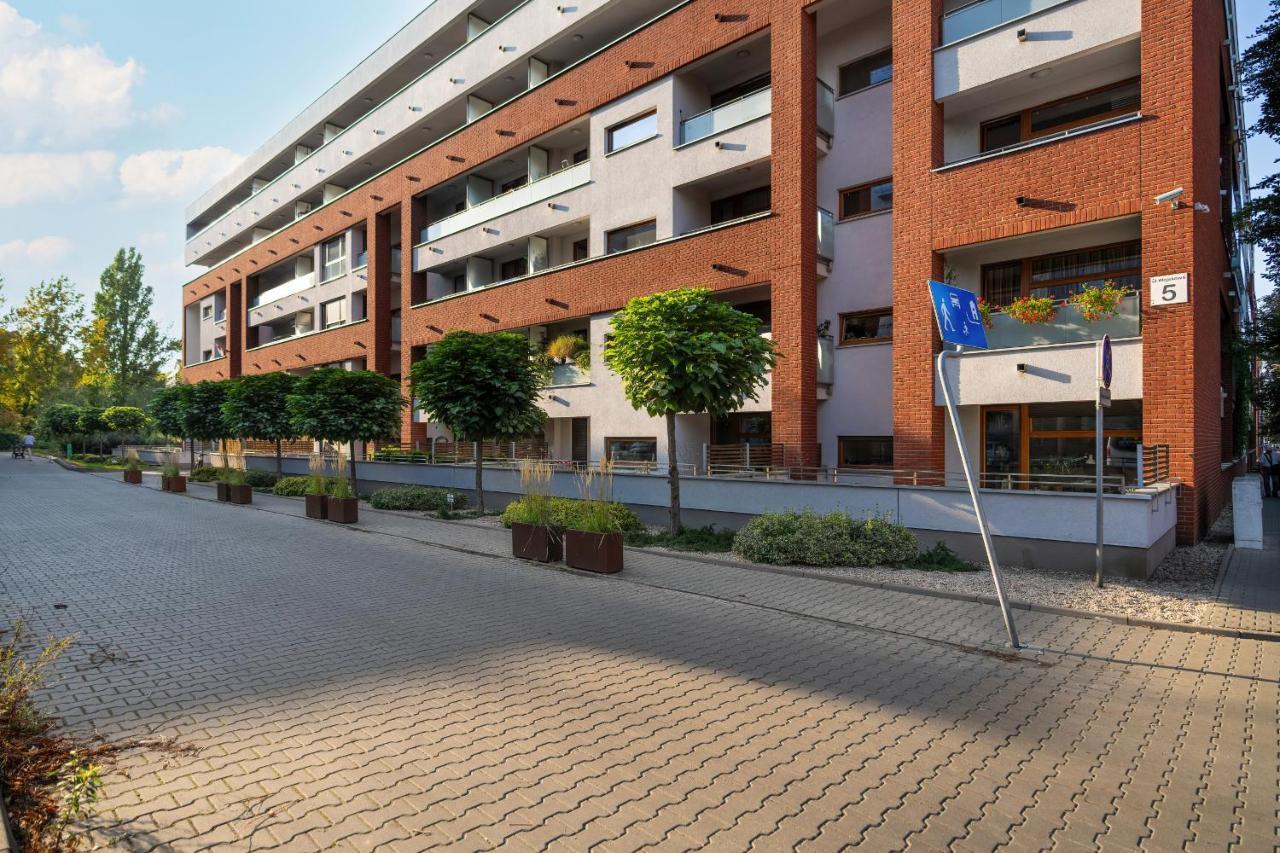 Comfortable Wojskowa Apartment By Noclegi Renters Πόζναν Εξωτερικό φωτογραφία