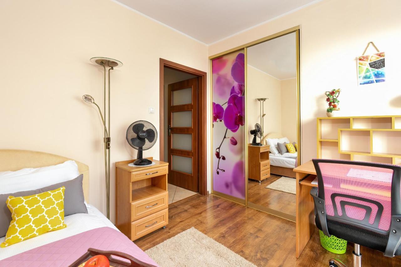Comfortable Wojskowa Apartment By Noclegi Renters Πόζναν Εξωτερικό φωτογραφία